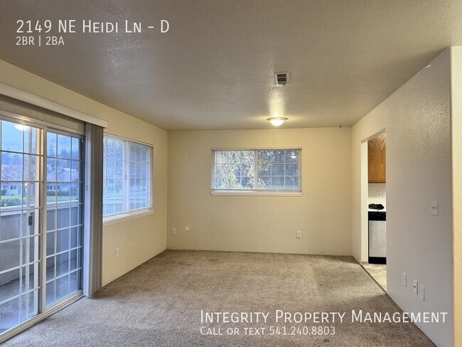 Building Photo - 2149 NW Heidi Ln