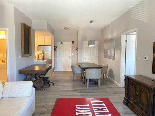 Building Photo - 36 Village Rd