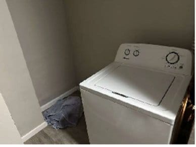 Building Photo - 10 W Park St