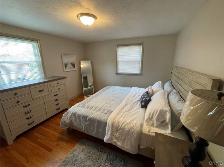 Building Photo - 202 Stafford Ave