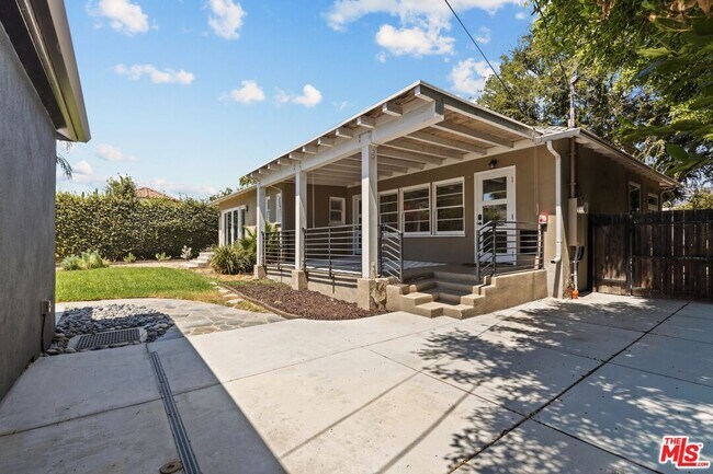 Building Photo - 1748 Stanton Ave