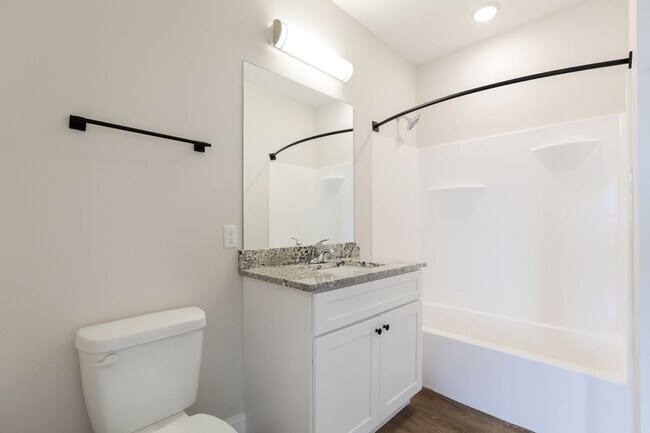 Building Photo - Lofts on State