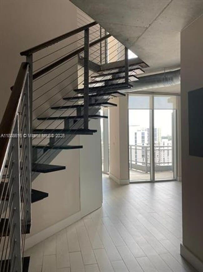 Building Photo - 690 SW 1st Ct