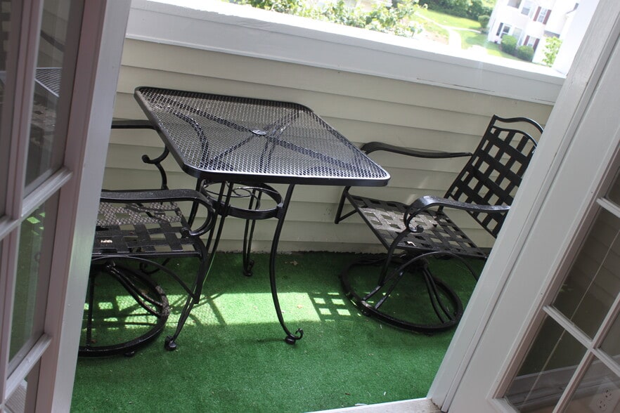 Balcony - 4454 Lord Loudoun Ct