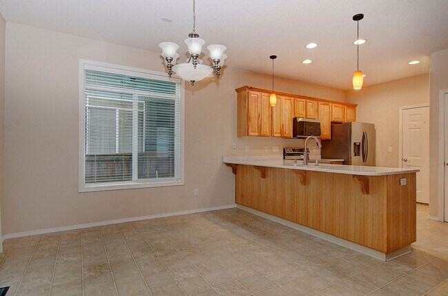 Building Photo - Salmon Creek 4 bd 2.5 ba Available Now!