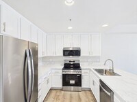 Building Photo - NEW NEW NEW remodeled -3bedroom/3bath Town...