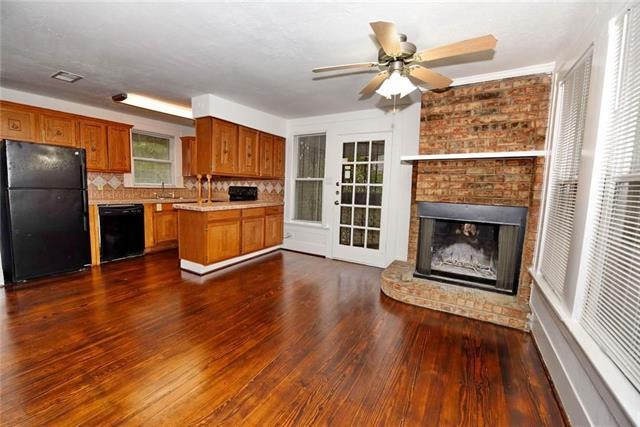 Building Photo - 3516 Douglas Ave