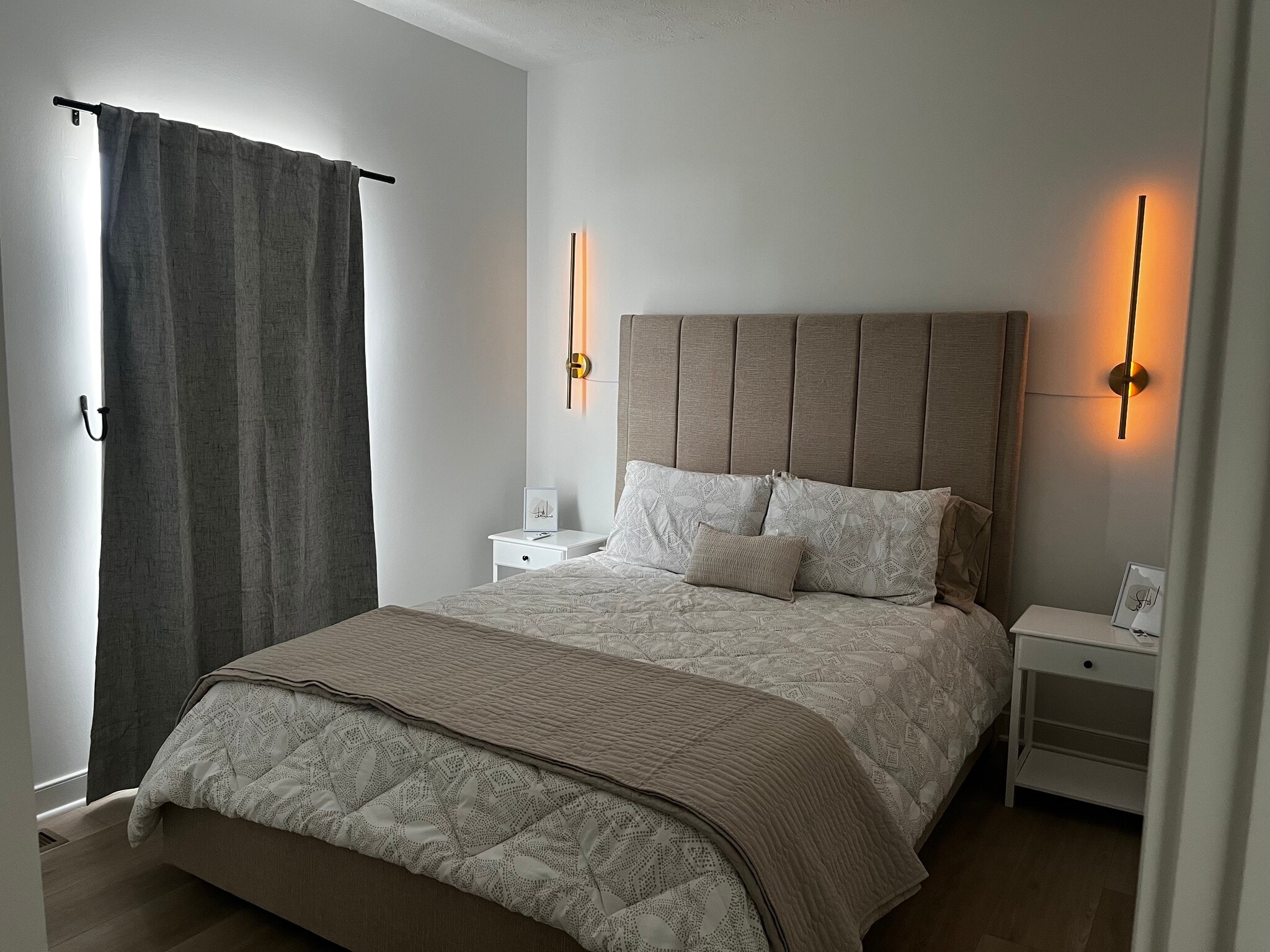 Main floor guest bedroom - 362 Jonagold Dr NE