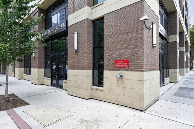 Building Photo - 123 Luckie St NW