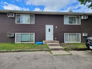 Building Photo - 700 Brandon Ave