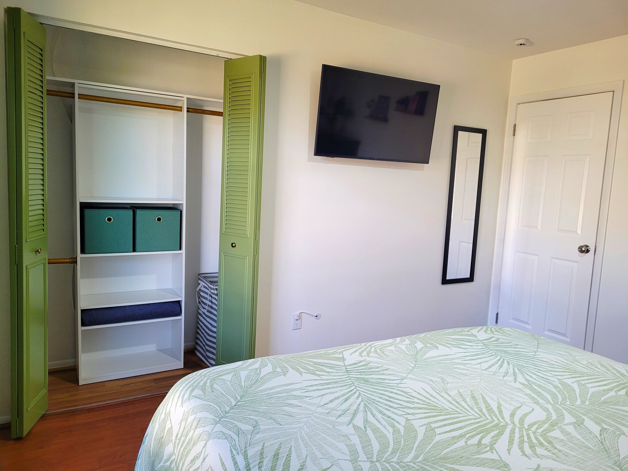 Building Photo - 1911 Tarpon Ct