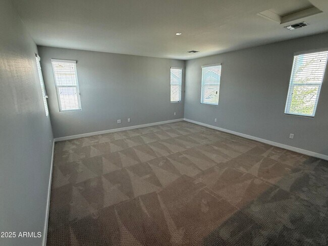 Building Photo - 15694 W Melvin St