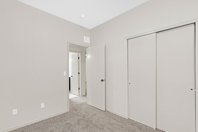 Building Photo - 11069 Gem Valley Rd