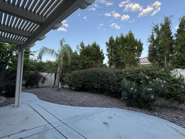 Building Photo - 41556 Via Arbolitos