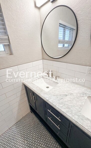 Building Photo - 4185 S Inca St