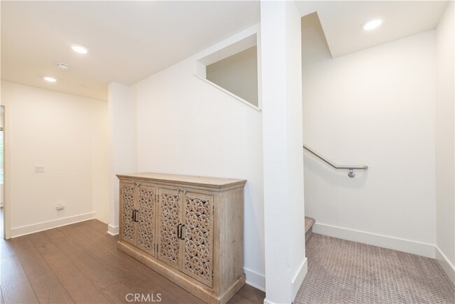 Building Photo - 2768 Wright Ln