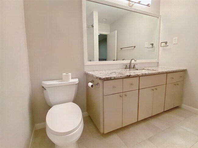 Building Photo - 8303 Alabama Dr