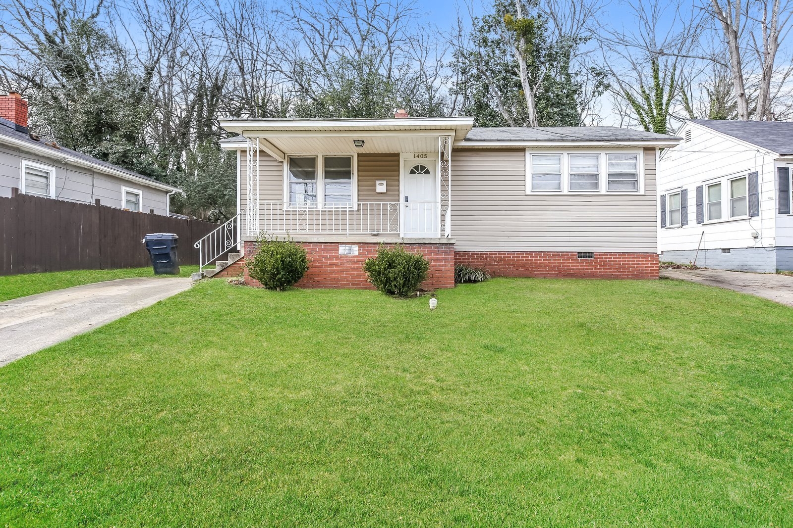 Building Photo - 1405 Benjamin St