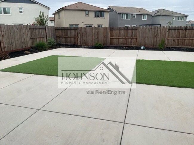 Building Photo - 16411 Bandon Ln