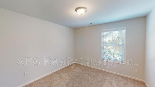 Building Photo - 816 Riley Ln