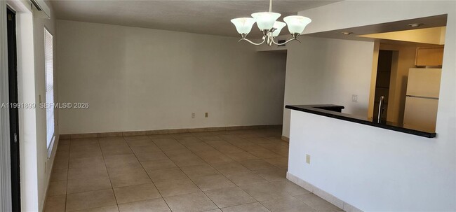 Building Photo - 9135 SW 125th Ave