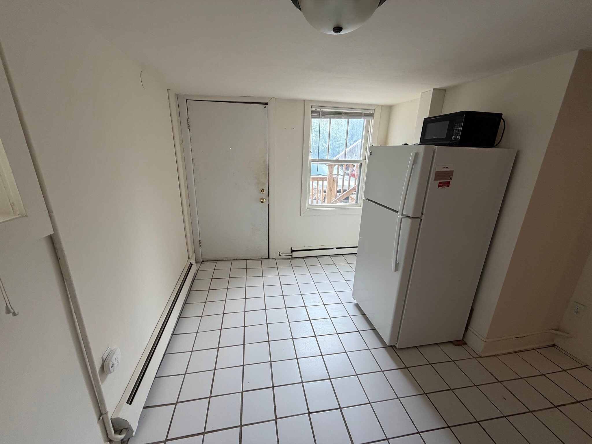 Building Photo - 125 E Gorham St