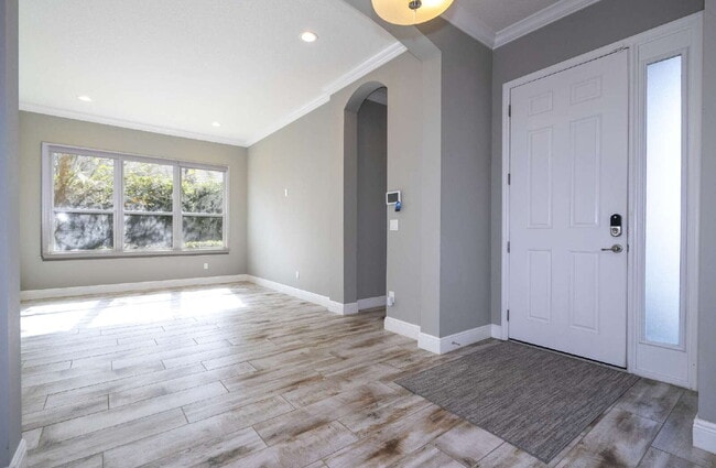 Building Photo - Spacious 4-Bed, 4-Bath Haven in Winter Garden – 3,388 Sq. Ft. of Comfort on Green Mountain Way