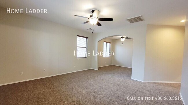 Building Photo - 43690 W Knauss Dr