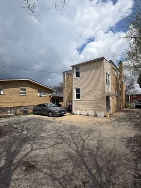 Building Photo - 822 LaGrange Rd