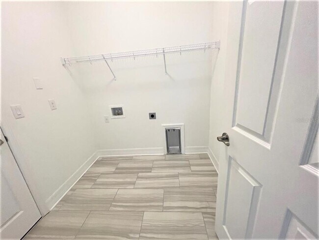 Building Photo - 8505 Starlight Loop