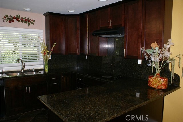 Building Photo - 23732 Hillhurst Dr