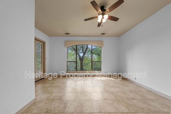 Building Photo - 131 Westcourt Ln
