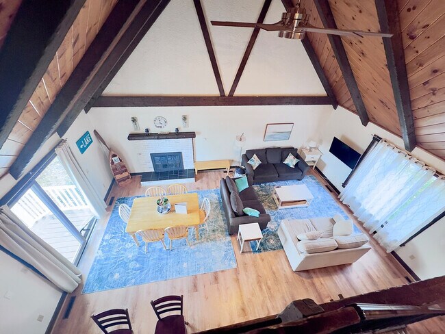 Building Photo - 2 A Cedar Drive-SI ID1380185P