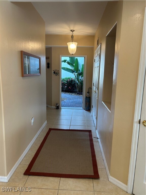 Building Photo - 1390 Tiffany Ln