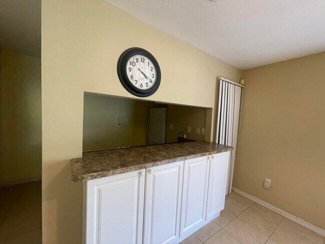 Building Photo - 403 Marshall Ct