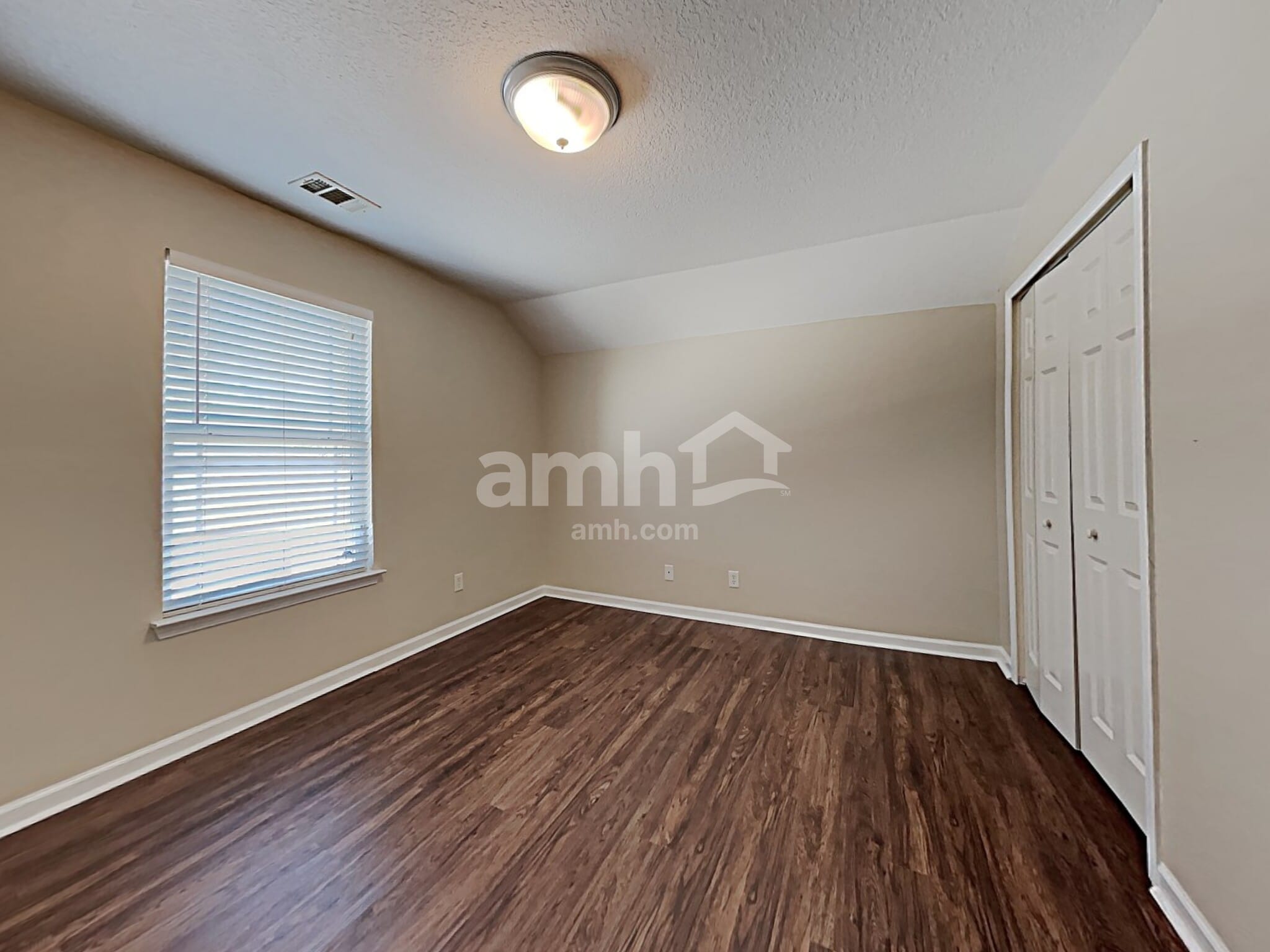 Building Photo - 171 Fox Glen Ct