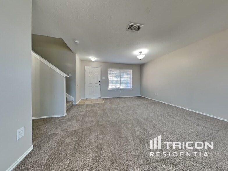 Building Photo - 13007 Lark Point Ct