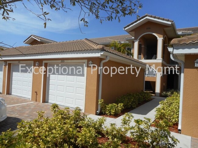 Primary Photo - 2 Bedroom with DEN and a GARAGE!