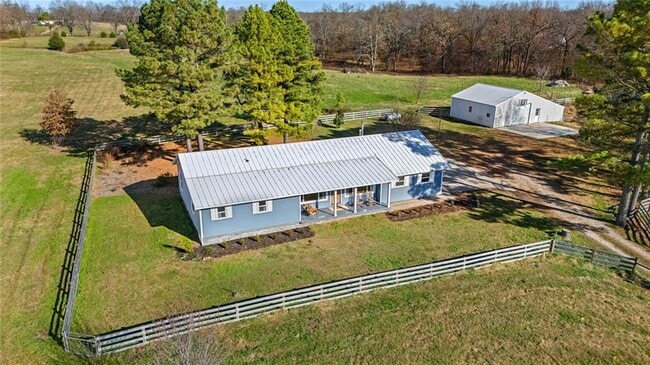 Building Photo - 15564 Prairie View Rd