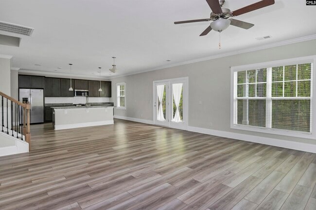 Building Photo - 825 Hidden Point Dr