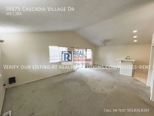 Building Photo - 38875 Cascadia Village Dr