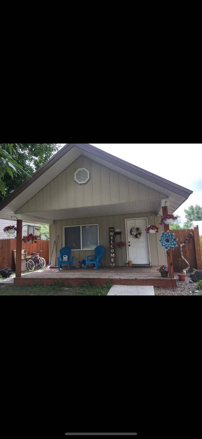 Primary Photo - 526 W 1st N