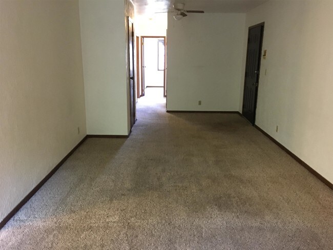 Building Photo - 408 N Highland St