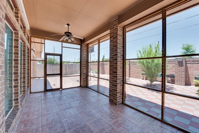 Building Photo - 18106 Nisbet Crossing