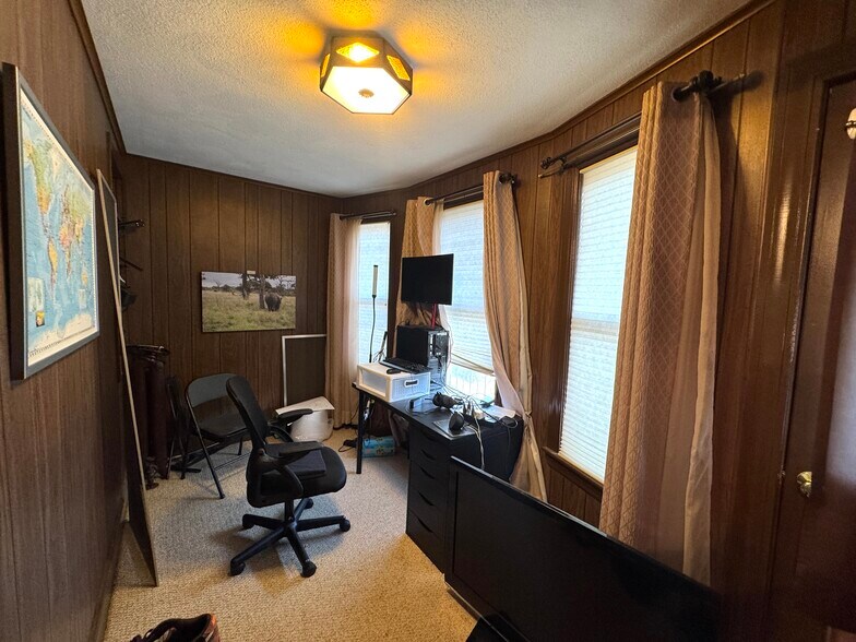 Building Photo - 11 Bowdoin St