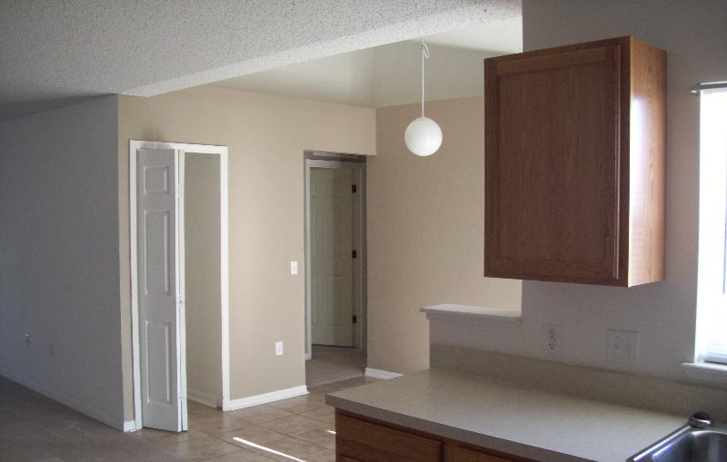 Building Photo - 1628 Myrtle Lake Ave