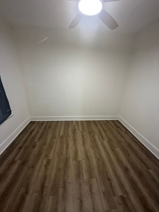 Building Photo - 2791 E 127th St