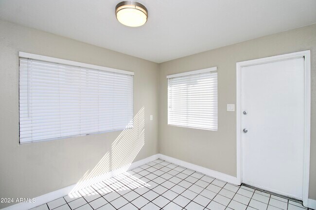 Building Photo - 2241 West Campbell Ave