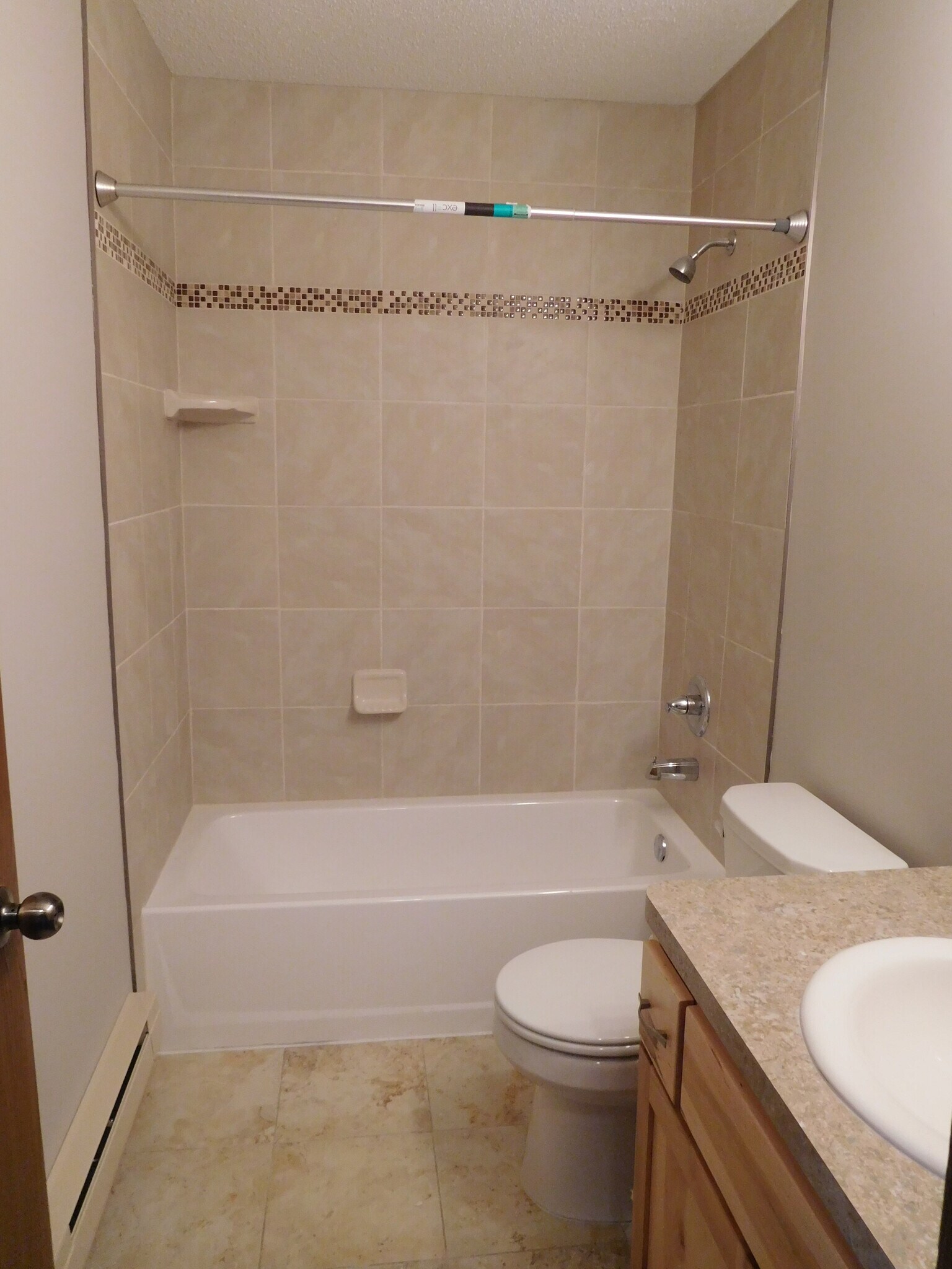 New tiled bathroom - 511 Madison St