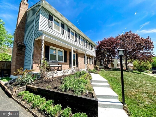 Building Photo - 13210 Nickleson Dr